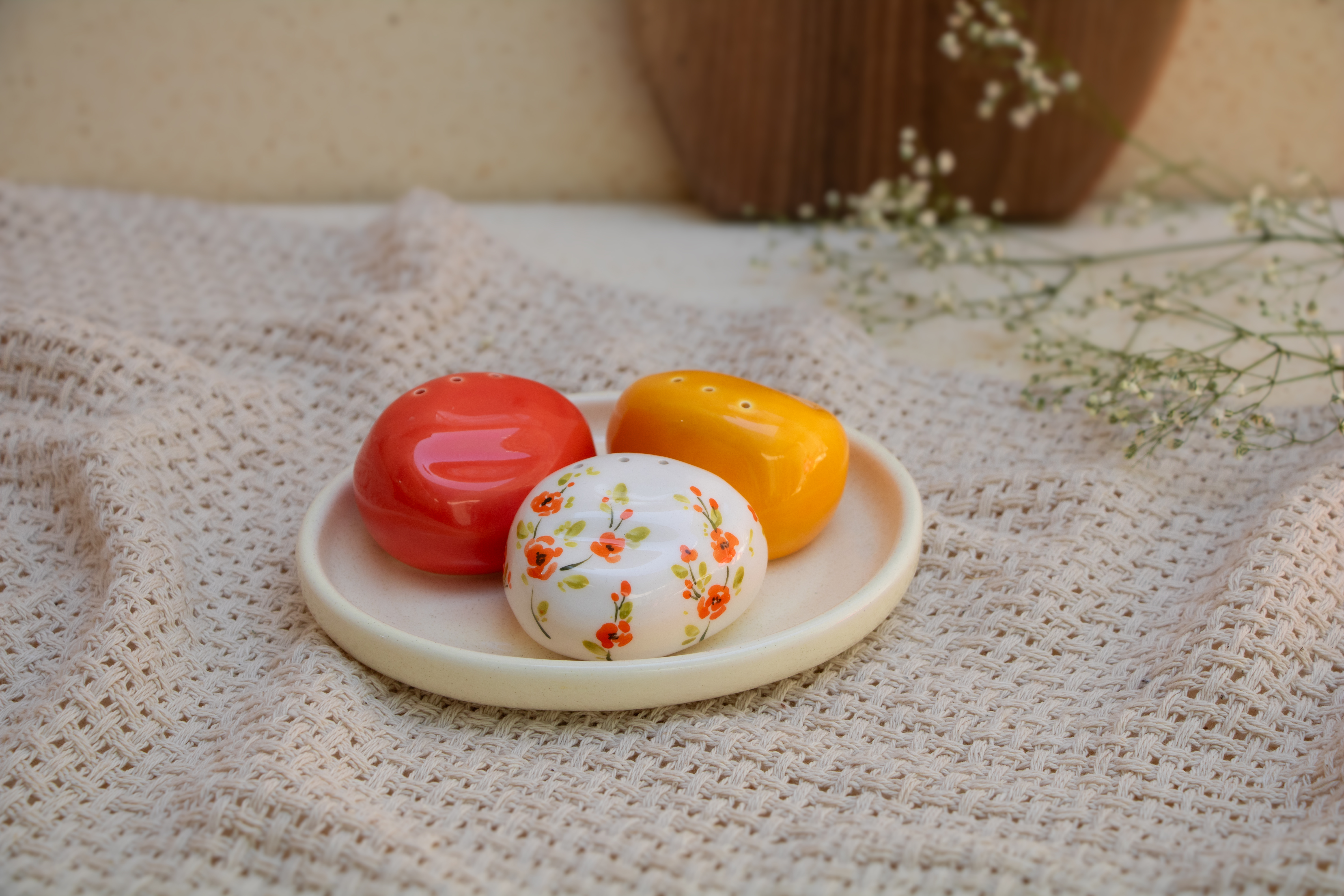 نمکدان سرامیکی طرح گل شاخه ای